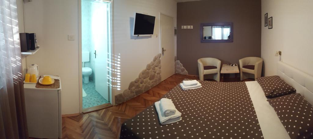 Apartments Ana+3 Sibenik Exterior photo